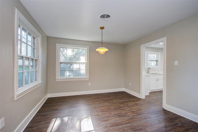 Photo - 417 Sue St Unit Main House