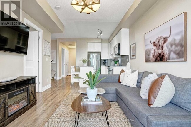 Photo - 9088 Yonge St Unit 306A