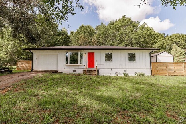 Building Photo - 348 Alberta Dr Rental