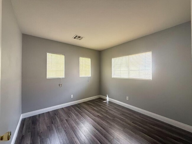 Photo - 7548 Hope Valley St