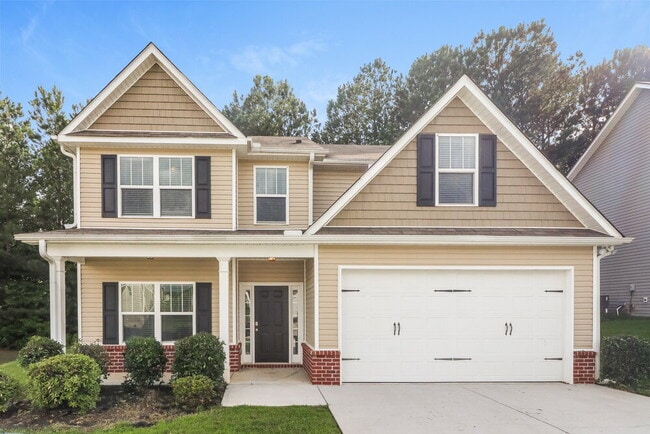 Photo - 580 Fieldcrest Dr House