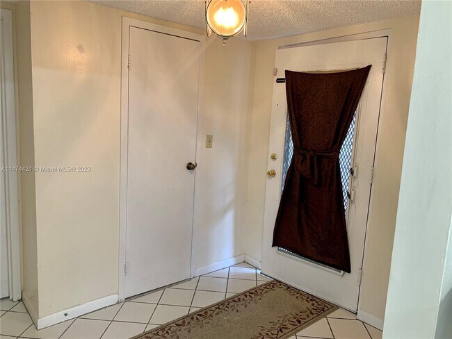 Photo - 2840 Somerset Dr Unit 311M