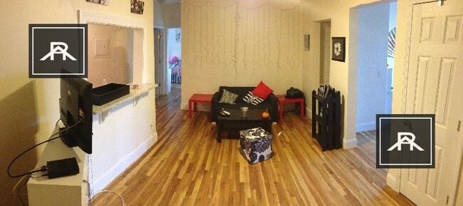 Photo - 4 bedroom in Brookline MA 02446 Unit 3