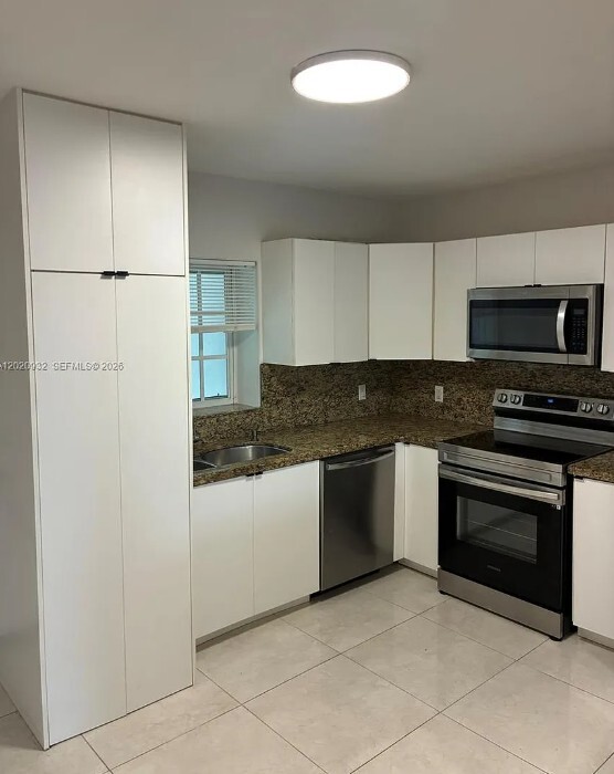 Photo - 1135 92nd St