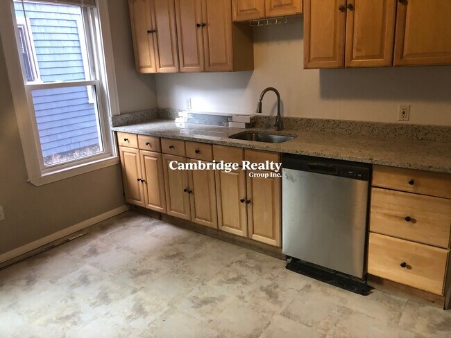 Photo - 10 Cambridge Ter Apartments Unit 1