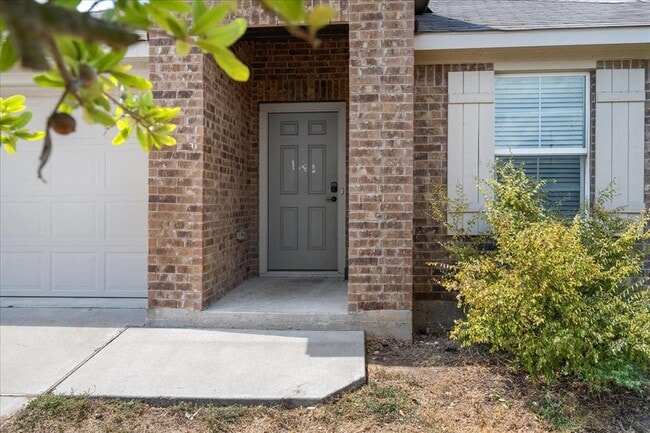 Photo - 15116 Custis Ln