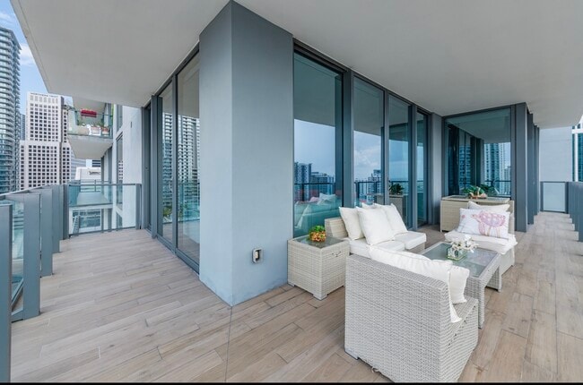 Photo - 1080 Brickell Ave