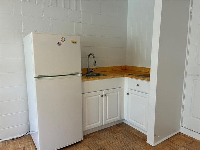 Photo - 2515 Formosa Ave