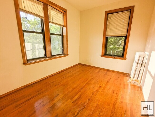 Building Photo - 14th St Unit 4B Rental