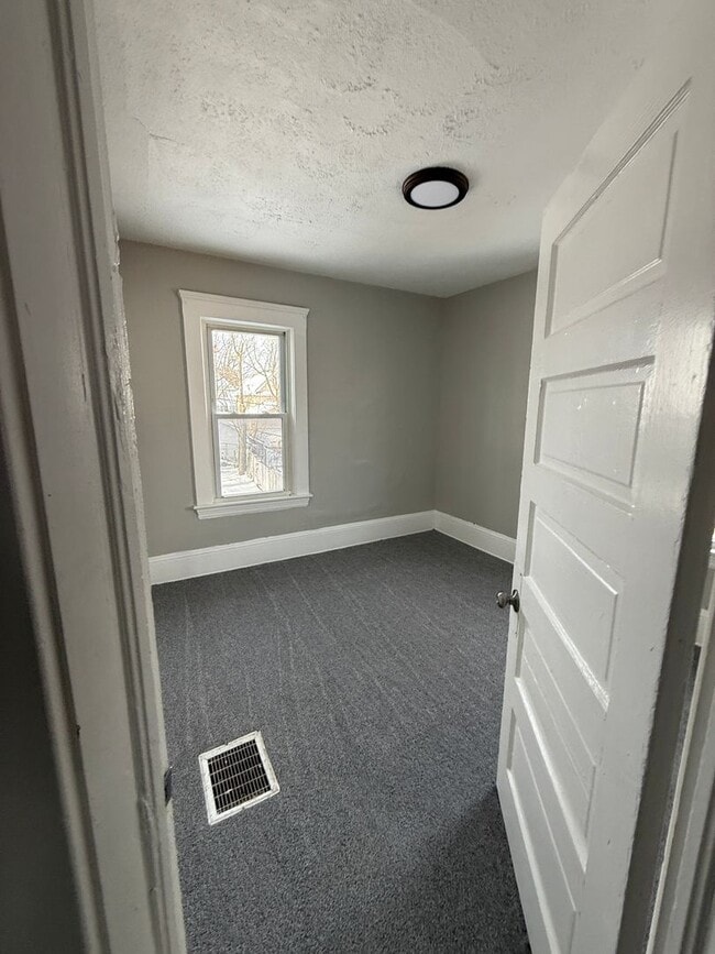 Photo - Cudell/West Blvd neighborhood; 4 bedroom/1 bath single family house for rent!