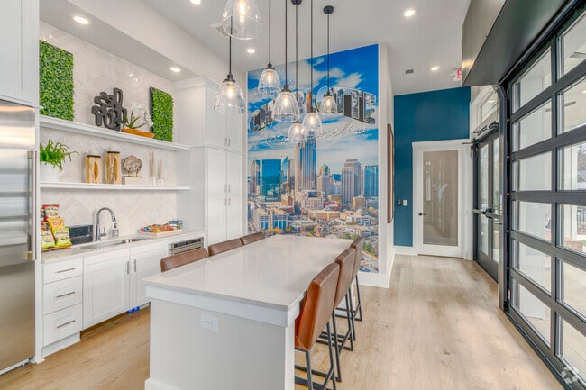 Clubhouse - Yardly City Park