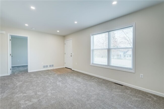 Photo - 3924 W Walworth Rd