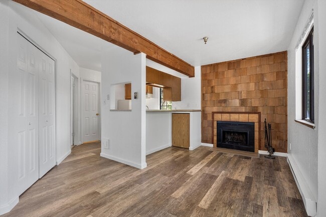 1x1- 490 sf - Pepper Park