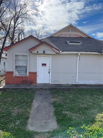 Photo - 120 W Heron St