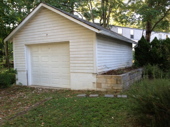 Photo - 11 Trexler Rd