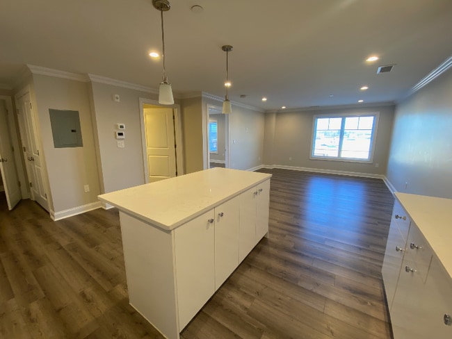 Photo - 918 Providence Hwy Unidad 210