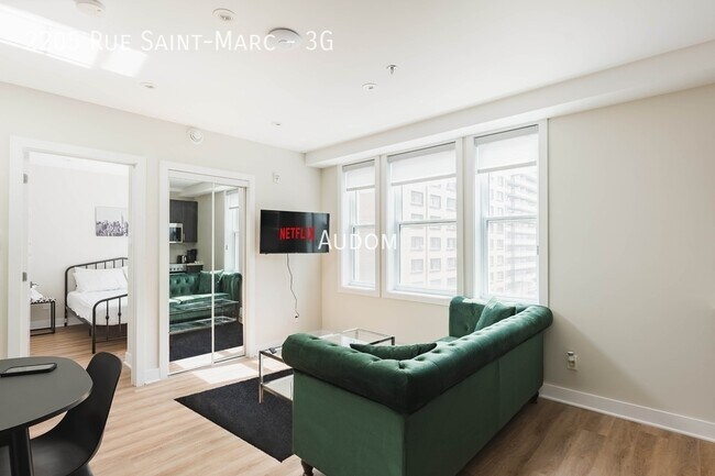 Photo - 2205 Rue St Marc Unit 3G