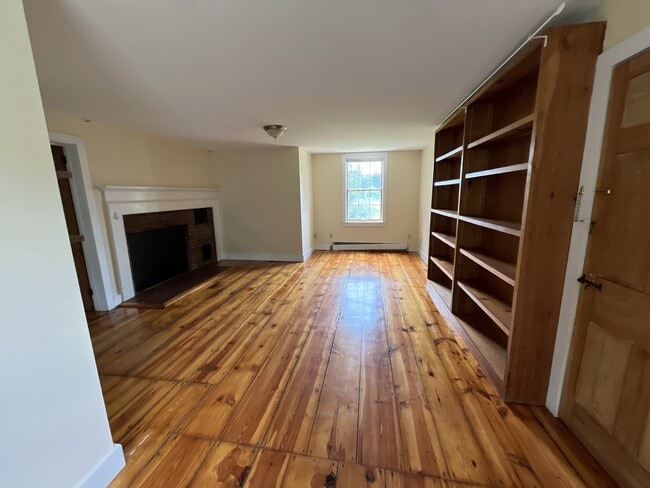 Photo - 121 Bay Rd