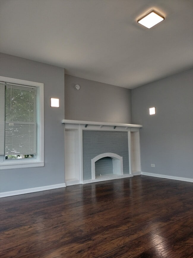 Photo - 2525 E 72nd Pl