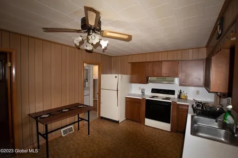 Photo - 74 W 8th Ave Unidad 2