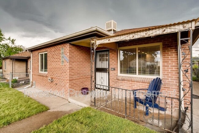 Building Photo - 3150 St Paul St