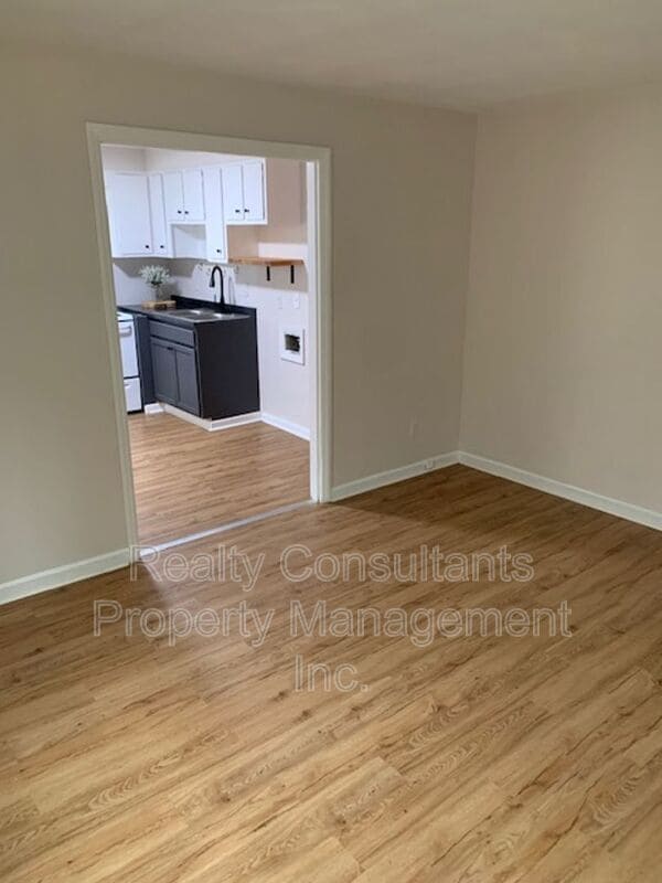 Photo - 1813 Walker Ave