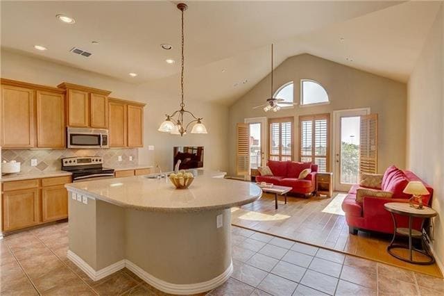 Photo - 8728 Iron Horse Dr