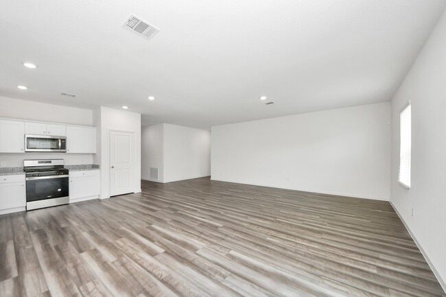 Building Photo - 10319 Malta Trce Dr