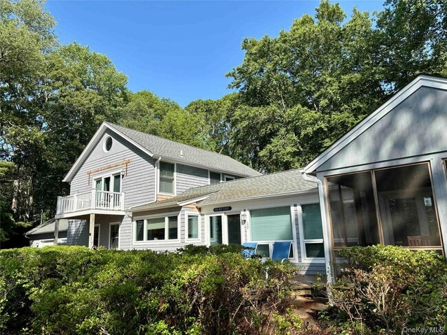 440 Haywaters Rd