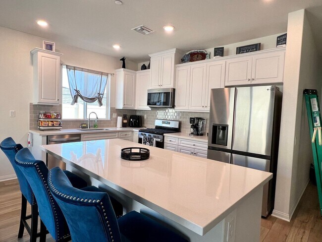 Photo - Modern 3 Bedroom 2 Bathroom Home in 2023 W...