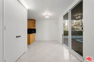 Photo - 8704 Gregory Wy