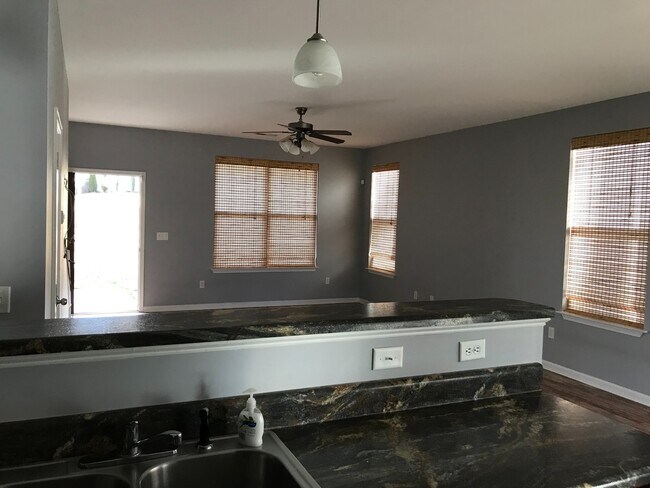 Photo - 4 bedroom, 2.5 bath centrally located in Travelers Rest  and North Greenville University!!