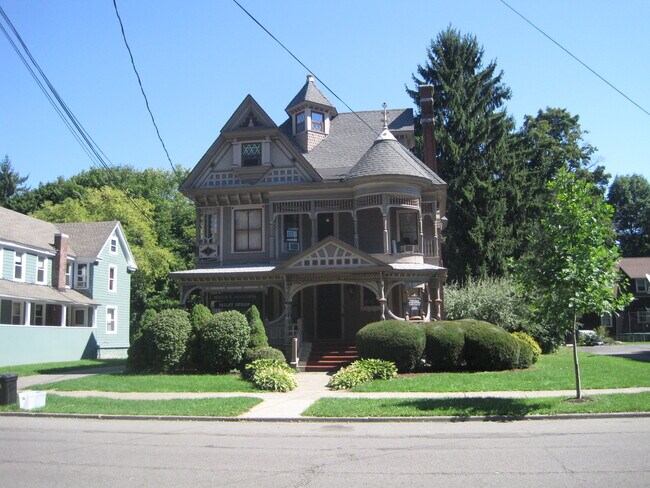 Main house - 27 N Church St Unit A