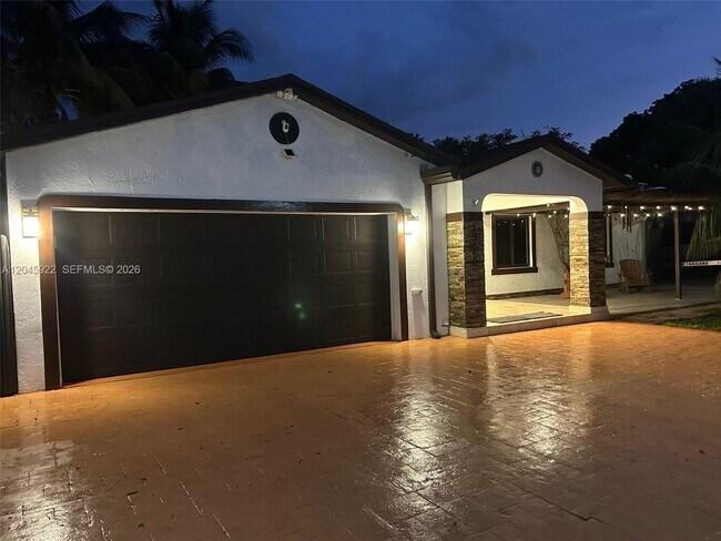 Photo - 13650 SW 283rd Terrace