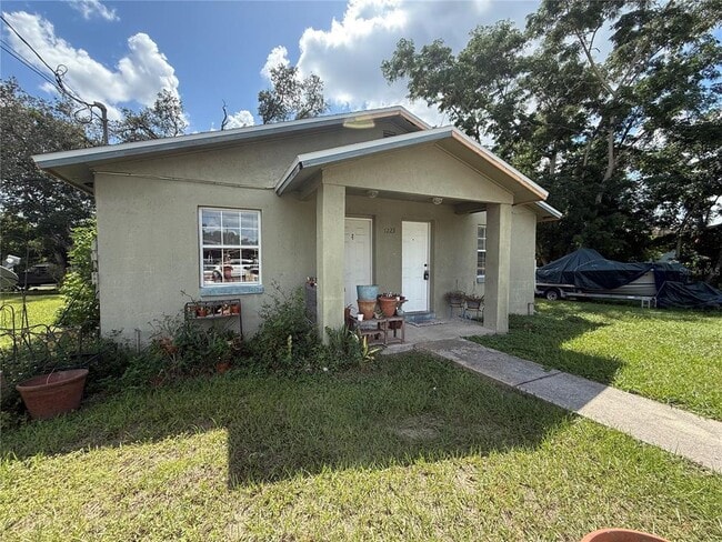 Photo - 1223 Ave L