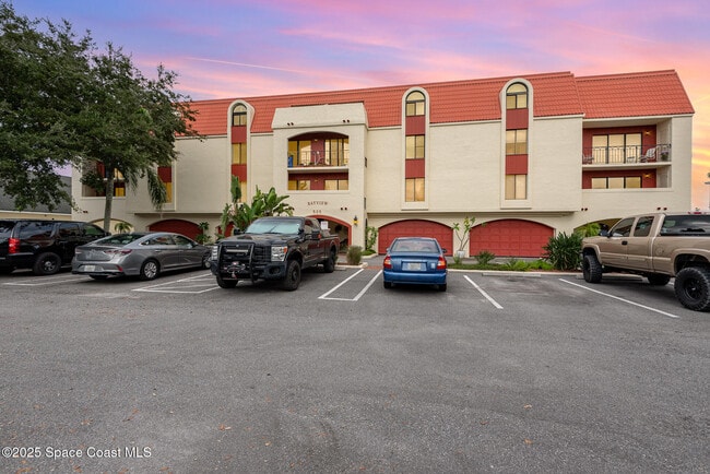 Building Photo - 525 Indian River Ave Unit 303 Rental