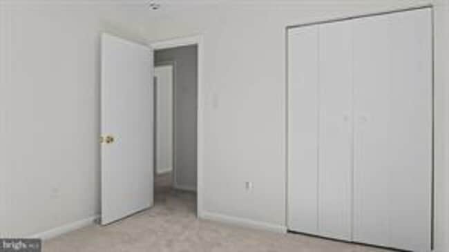 Photo - RENOVATED TOWNHOUSE WITH 3 BEDROOMS AND 1.5 BATHS, FENCED BACKYARD