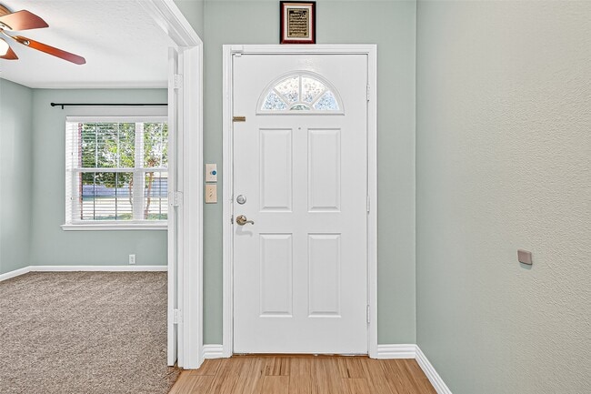 Building Photo - 4730 Pin Oak Creek Ln