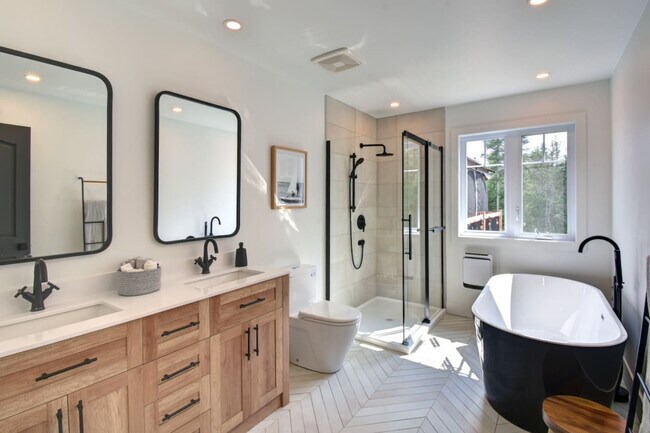 Photo - 810 Chem. David Unit ID1061549P