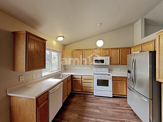 Photo - 1452 S 1350 W