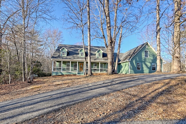 Building Photo - 150 Blue Jay Rd Rental