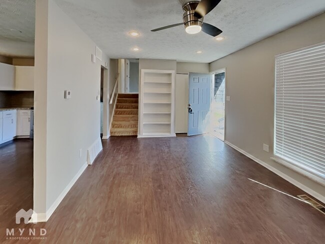 Photo - 1349 Westshire Rd
