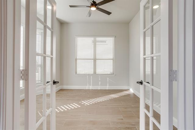 Photo - 144 Kingfisher Ln