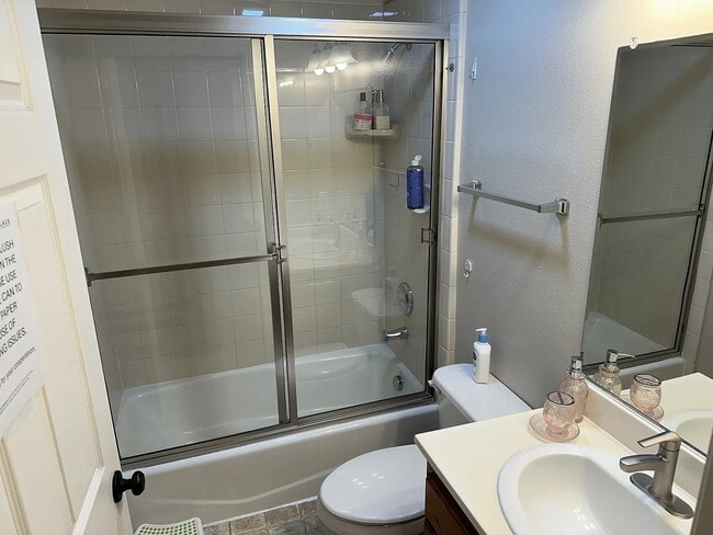 Photo - 161 Chestnut St Unidad 1
