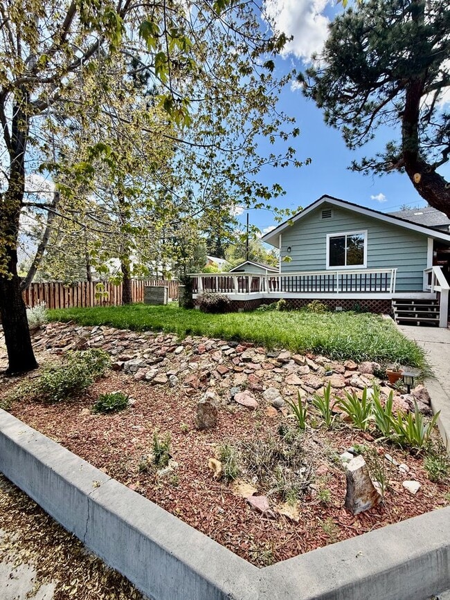 Building Photo - Sunny Slopes Mountain Retreat | Spacious 3BD Home with Large Yard