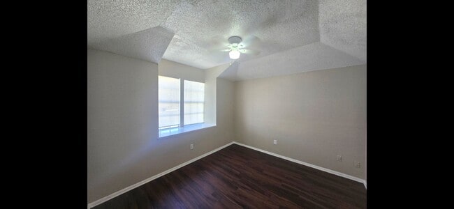 Photo - 3 Bedroom 1.5 Baths