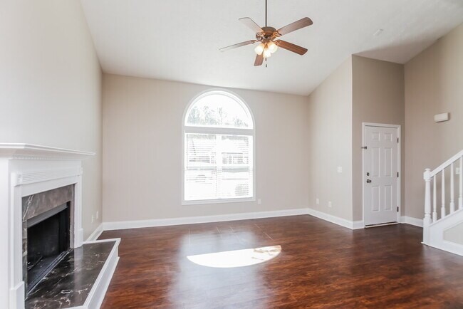 Photo - 82 Westridge Cir