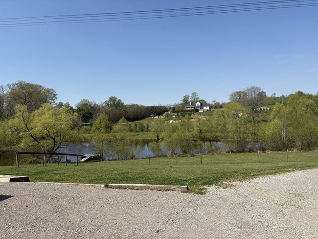 Photo - 6621 Fannie Daniels Rd