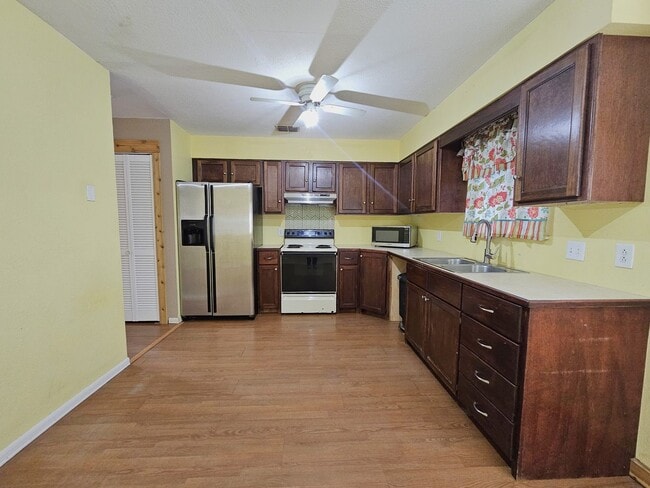 Photo - Cozy 3 Bed/2Bath/1Gar House