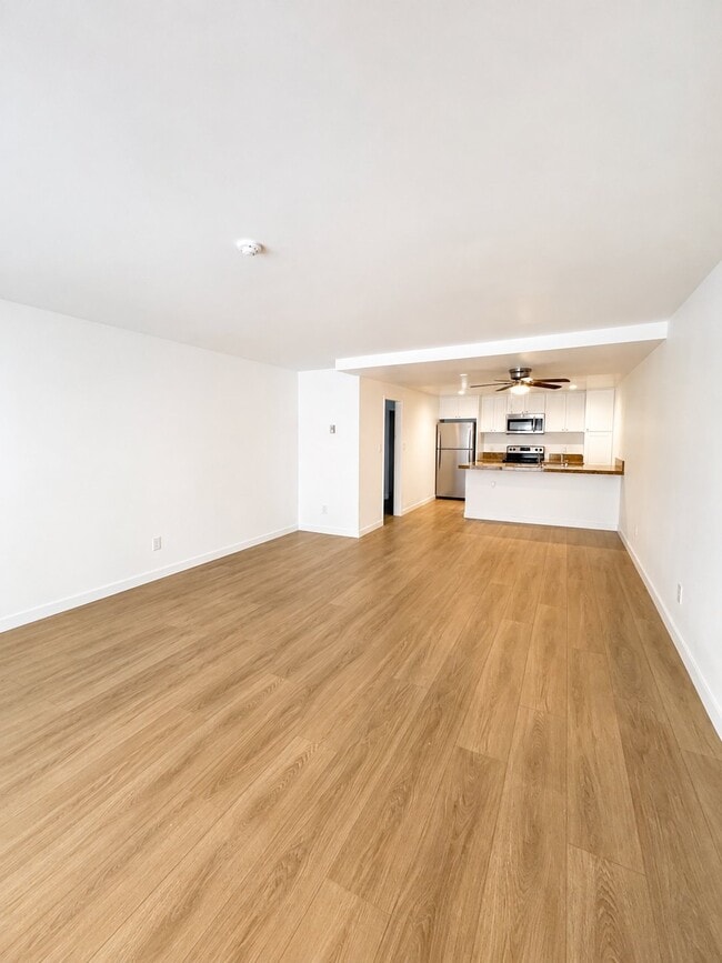 108 N Helberta Ave Unit 9